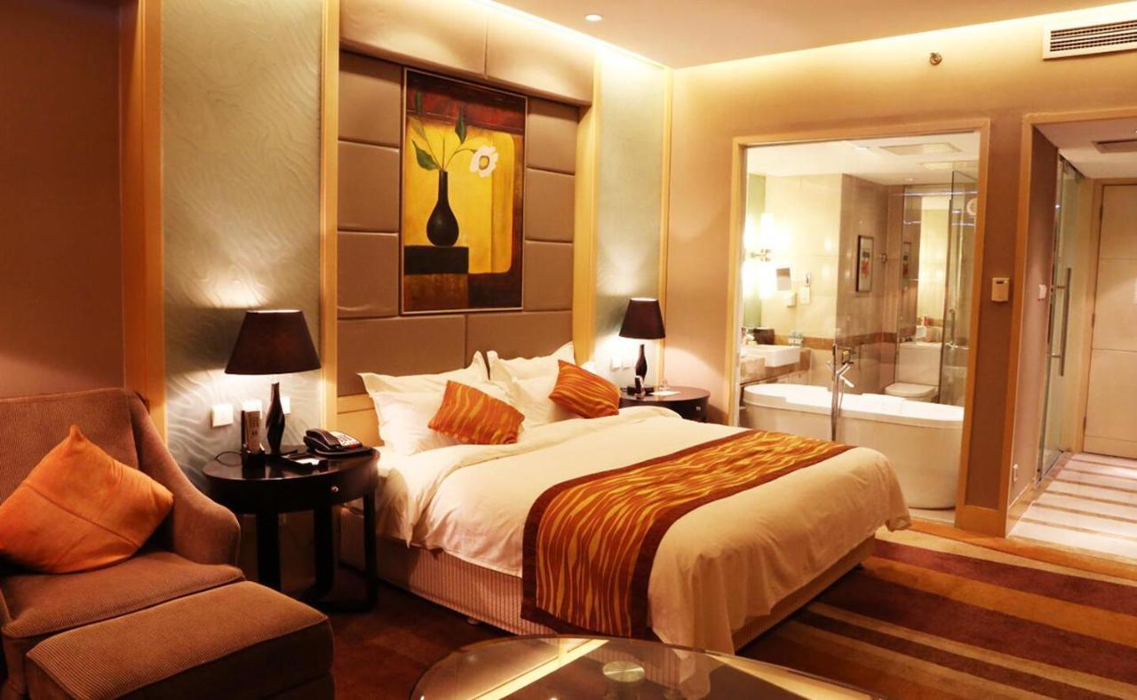 Khách sạn Wenjin Hotel, 5*