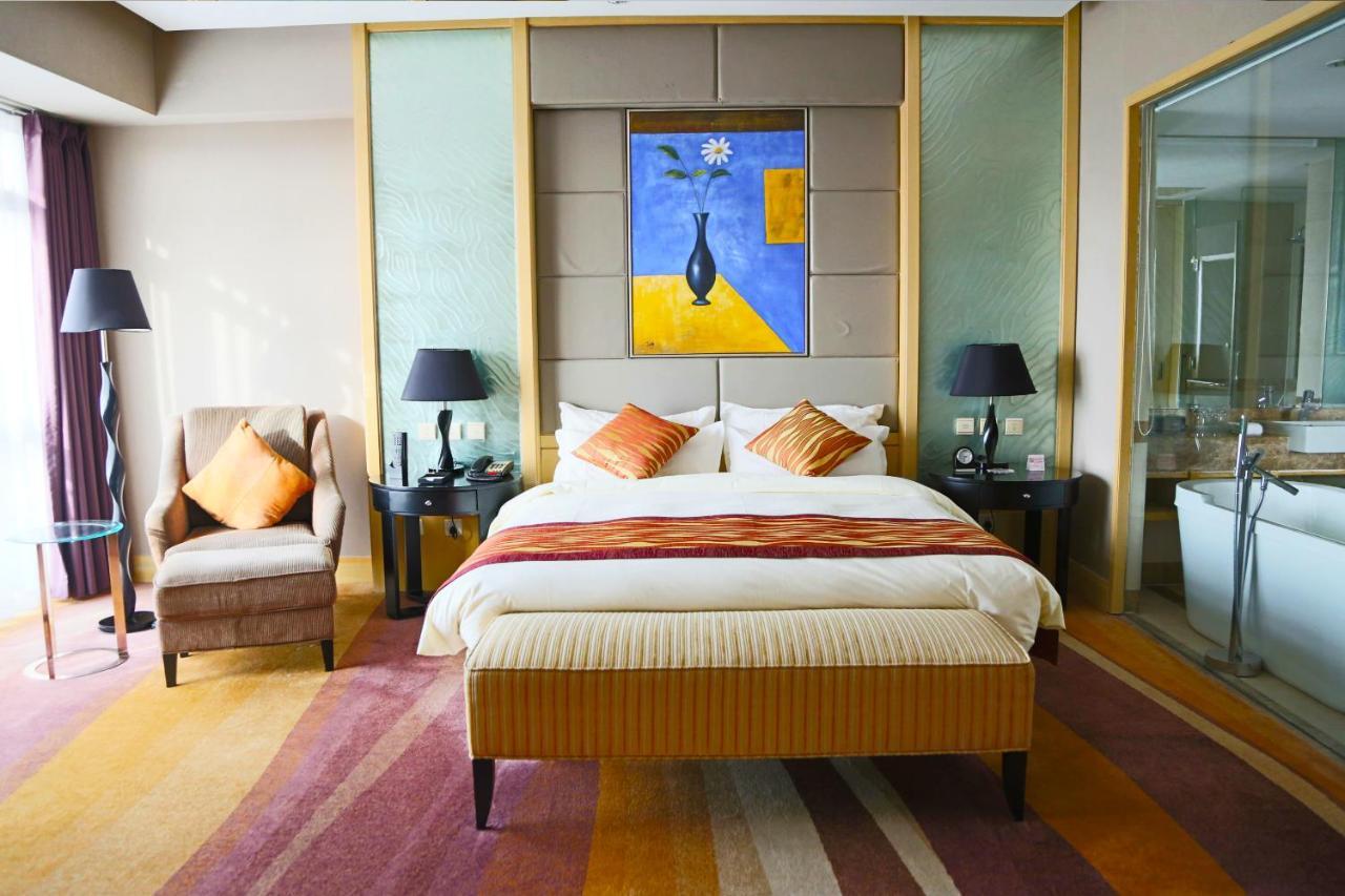 Wenjin Hotel, Khách sạn 5*
