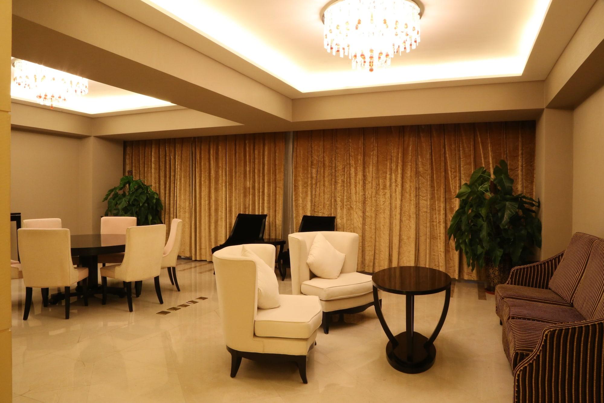 Wenjin Hotel, 5*