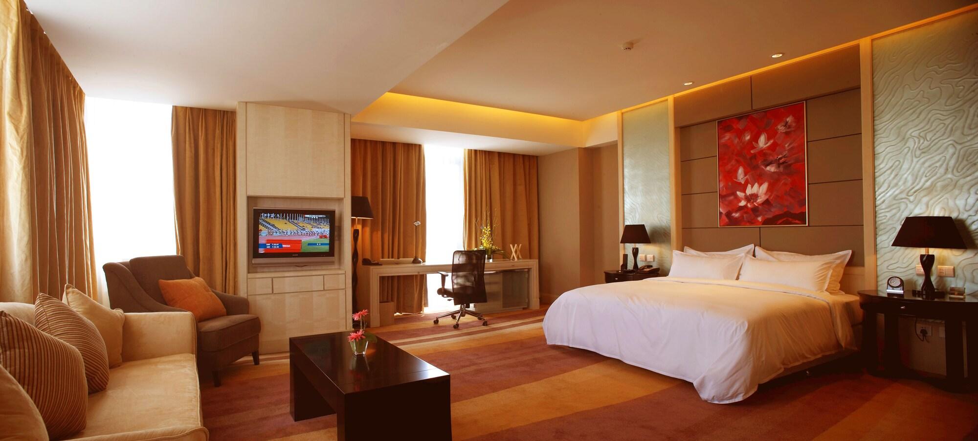Wenjin Hotel, 5*