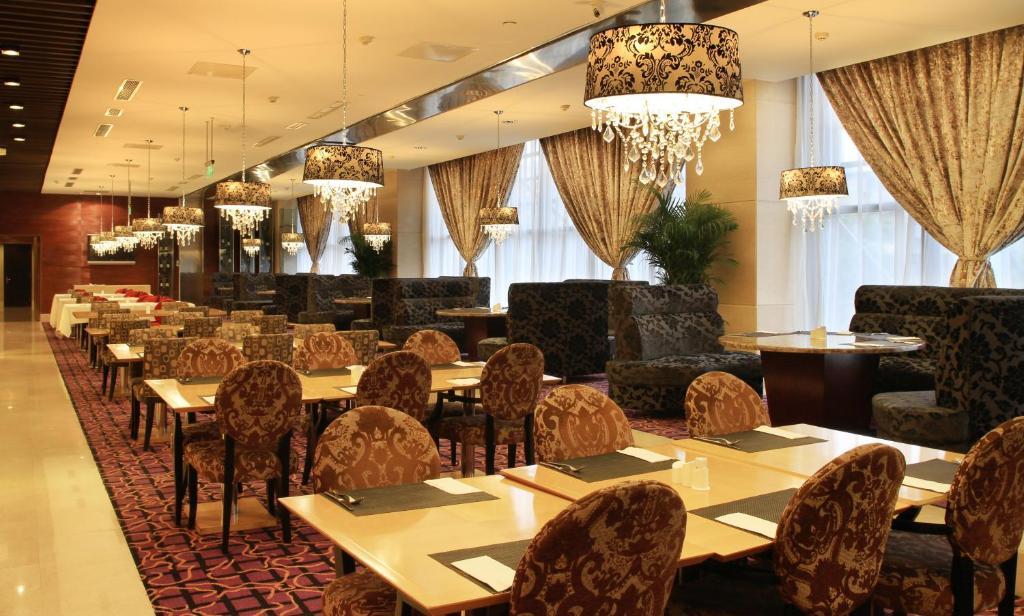 Wenjin Hotel, Khách sạn