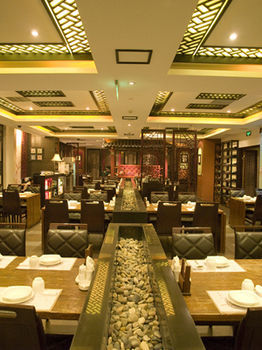 Wenjin Hotel, Khách sạn